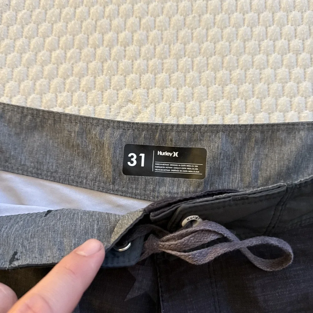 HURLEY BOARDSHORTS MENS 31 GRAY USA STARS‎ & STRIPES